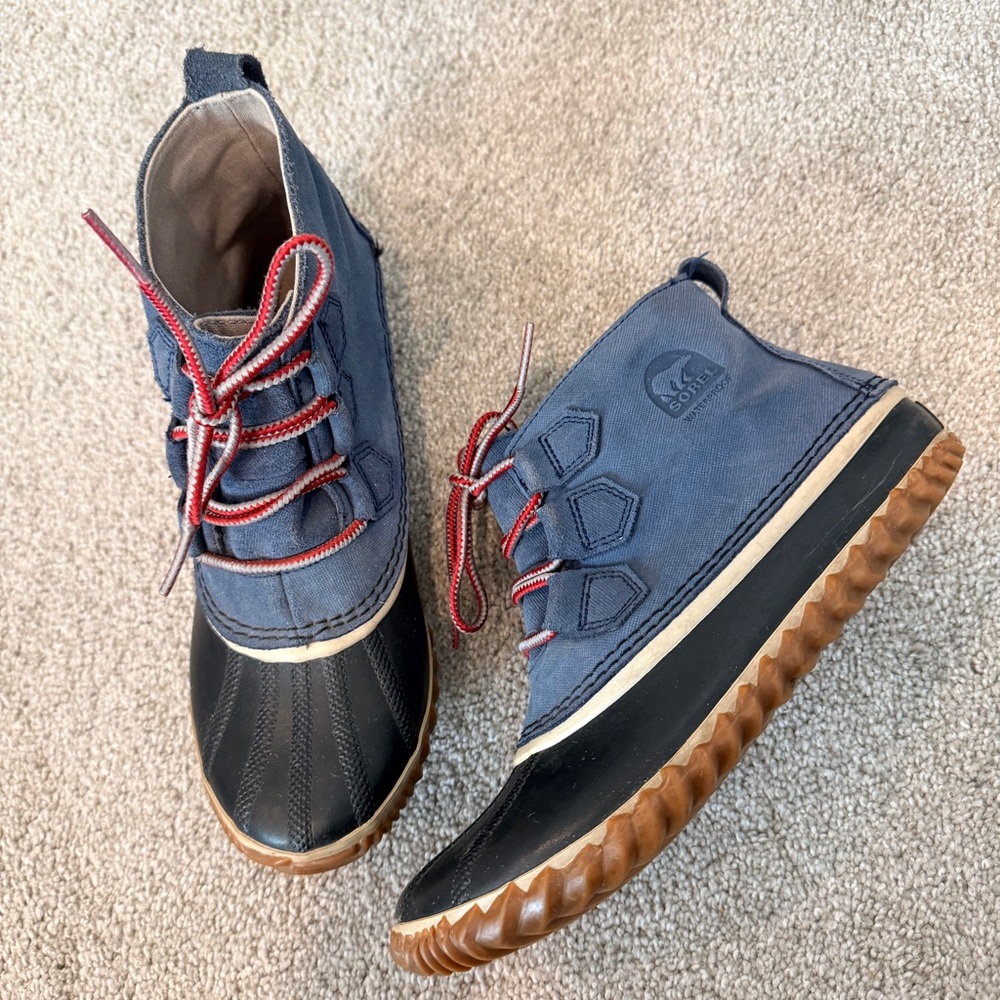 Sorel Out N About Blue Waterproof Ankle Duck Boots Women’s Size 9 NL2339-478